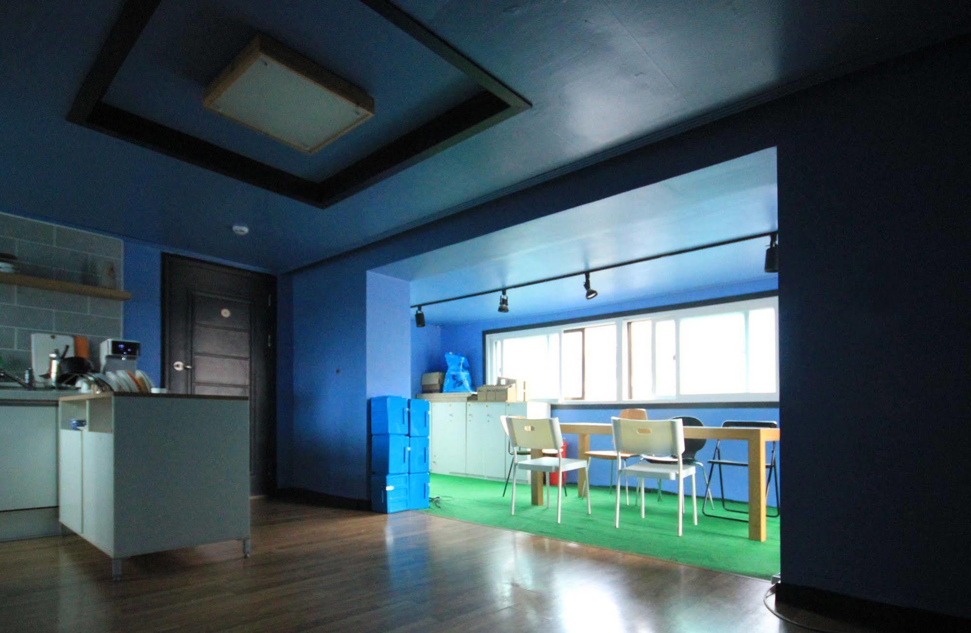 The One Hostel Hongdae In Seoul - Foreigner Only מראה חיצוני תמונה